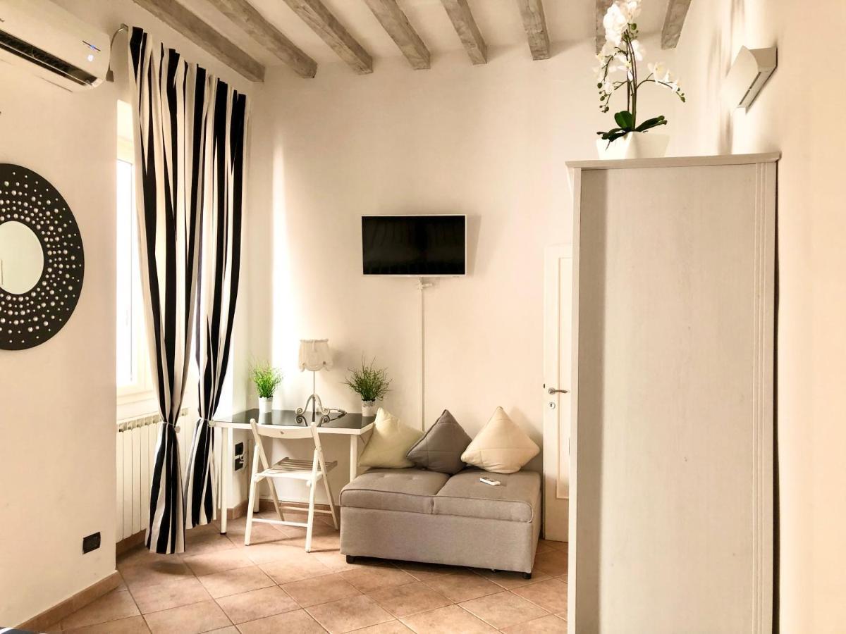 Santa Croce Garden Apartment Флоренция Экстерьер фото